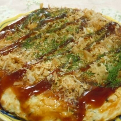 (○´∀｀)ﾉｵﾊﾖ～ｩ♪
焼きそばがだらら～んと長くなるの夫が嫌がるので生地に焼いてから混ぜ込んだけどご免ね＾＾；
凄く満足満腹～！って喜んでたよ❤有難うね❤